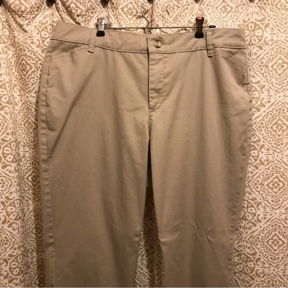 Riders by Lee Tan Khaki Zip Button Front, Back Button Slit Pockets Casual Pants - Picture 2 of 9